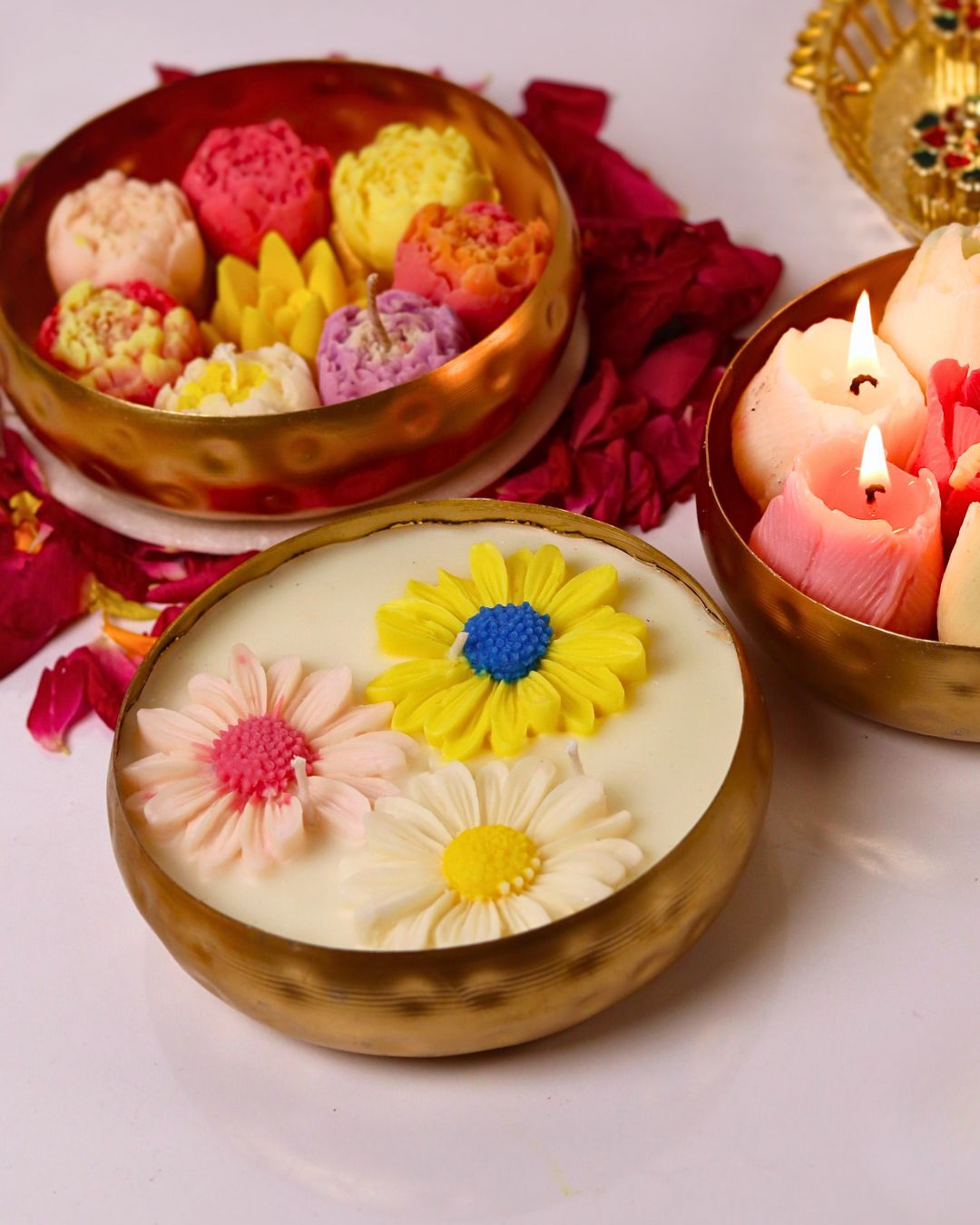 Festive Urli Candle - Floral Scented - Silky Zest
