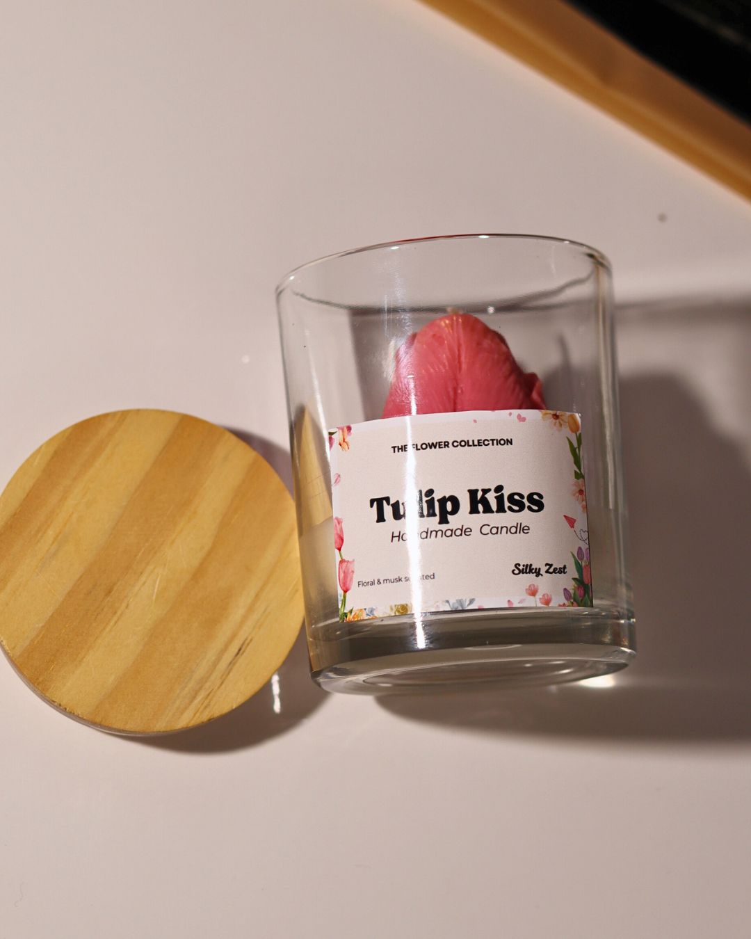 Tulip Kiss - Floral & Musk Scented - Silky Zest