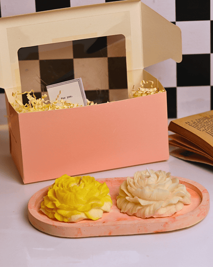 Eternal Bloom - Box of 2 Scented Candles - Silky Zest