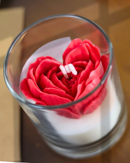 Bloom in Love - Scented Candle - Silky Zest