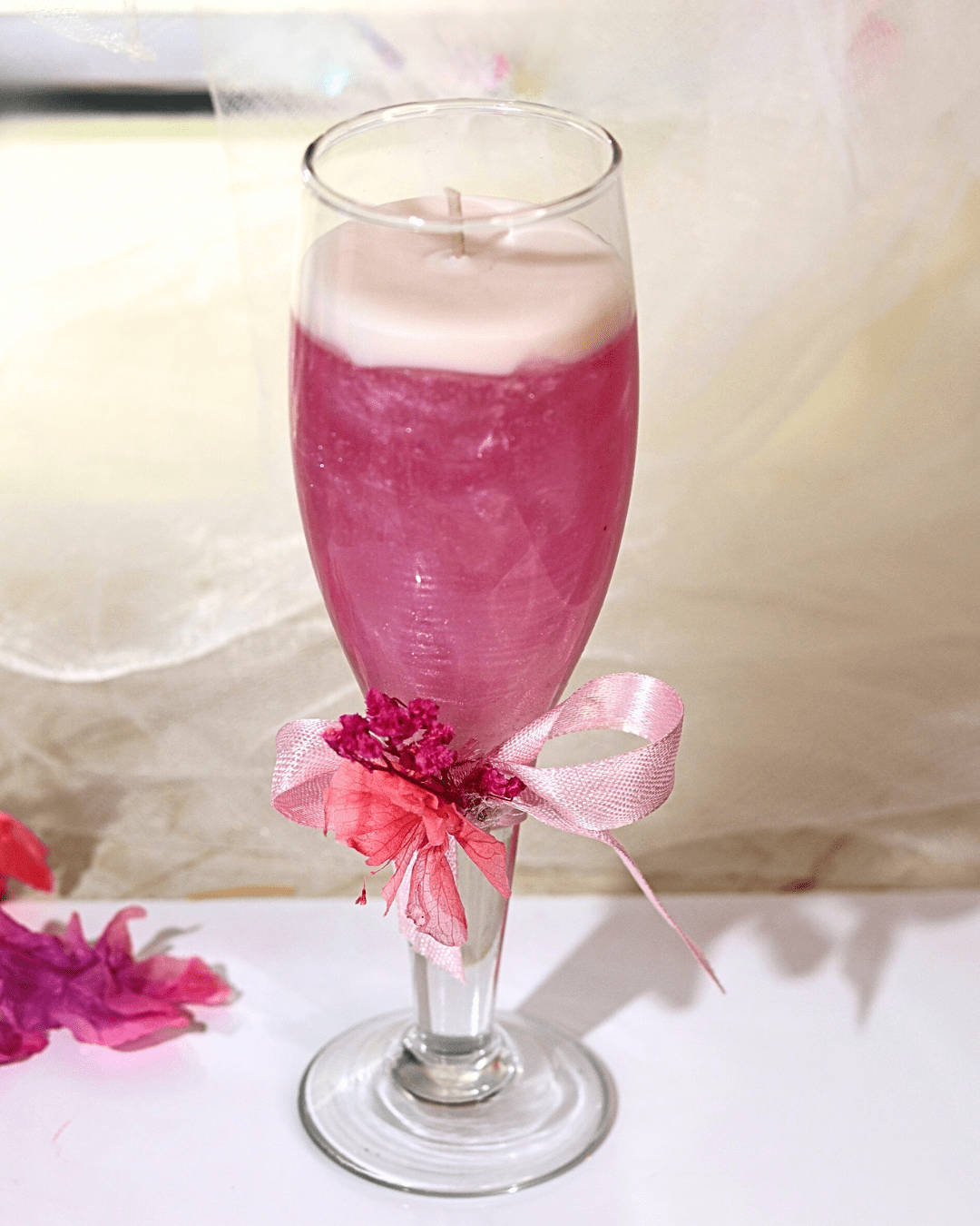 Pink Champagne Scented Candle - Silky Zest